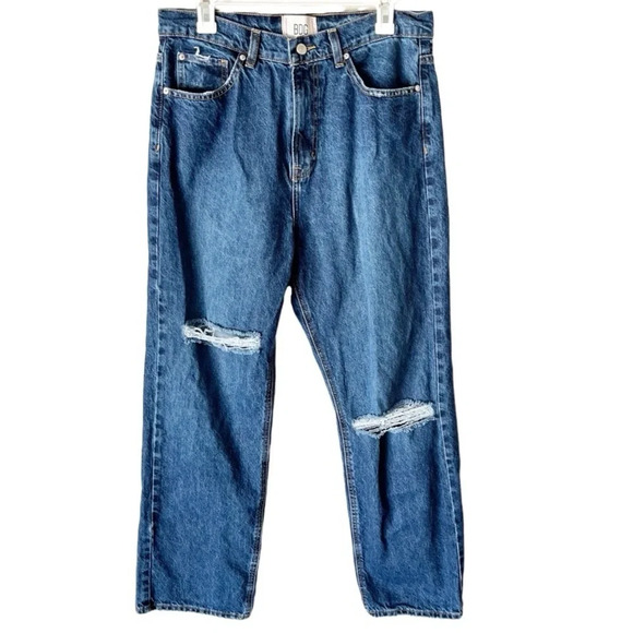 URBAN Outfitters BDG High Rise Cowboy Jeans in Distressed Dark Wash 31 Baggy - Picture 2 of 9